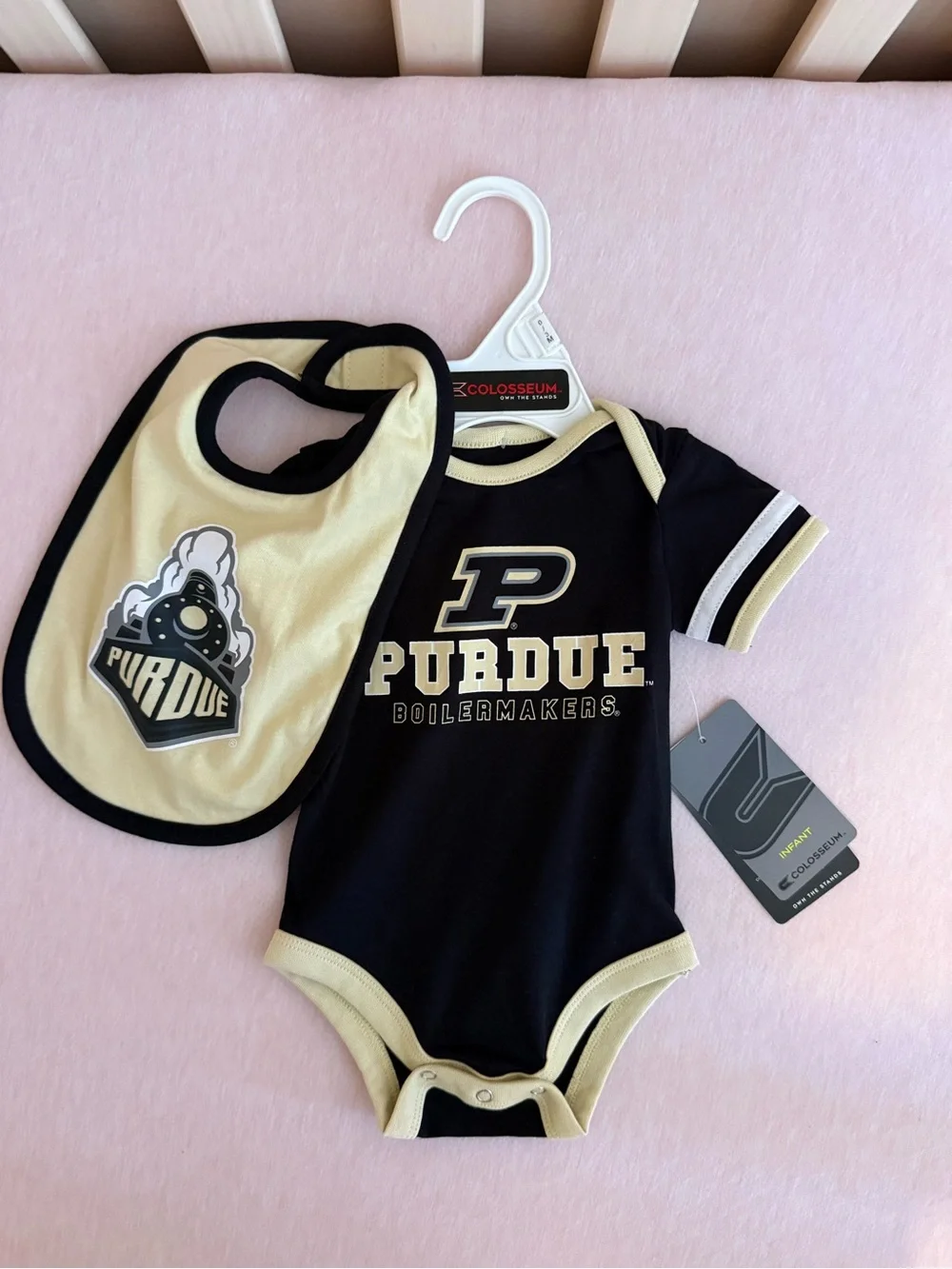 Purdue Boilermakers Baby Bodysuit and Bib Set- Black & Gold- gender neutral NWT